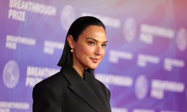 Gal Gadot races to save kidnapped son in first trailer for ‘The Runner’