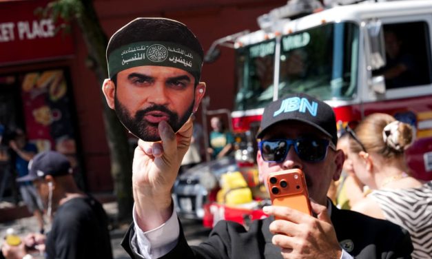 End Jew Hatred petition New York Governor Hochul to remove Mamdani over Manhattan stabbings