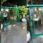 Ramat Gan man arrested for smashing Channel 12 entrance, leaving death threat against media figures