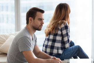 The one communication habit that will destroy your relationship
