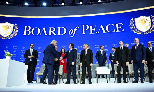 Israel rejects Gaza plan that Trump unveils with fanfare, as Hamas says it has accepted the plan