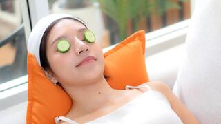 Cucumber slices, lemon and toothpaste: which home beauty remedies actually work?