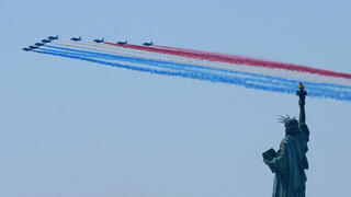 New York skies fill with 120 aircraft for America’s 250th Independence Day | Watch