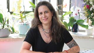 At 43 with five children, she began medical school in Spanish and became an anesthesiologist