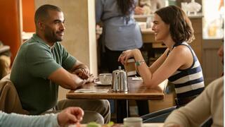 ‘Voicemails for Isabelle’ review: everyone fell for this Netflix rom-com, and so did we