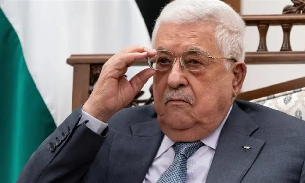 Lebanon detains former PA envoy ahead of extradition over graft allegations