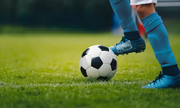 Watch: Israeli soccer player shuts up antisemitic fans