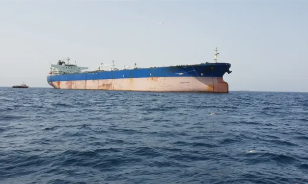 Report: US opens secret Hormuz oil corridor