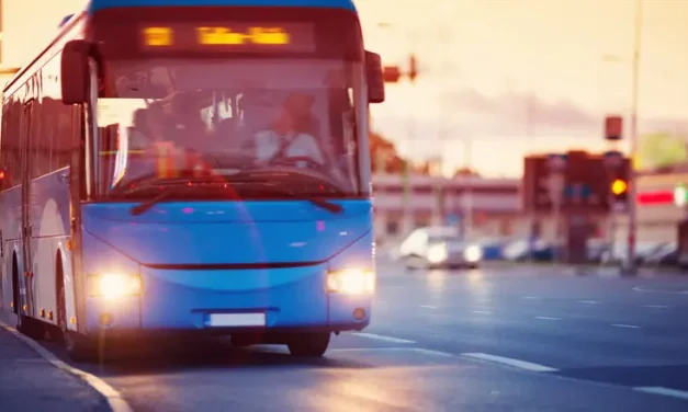Passengers panic as bus driver smashes window during route to Modi’in Illit