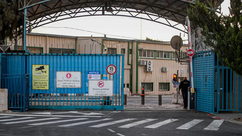 12 countries condemn Israel over UNRWA center evacuation in Jerusalem