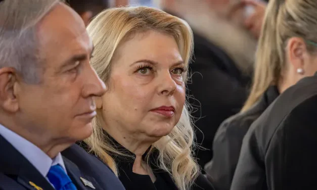 Sara Netanyahu takes a swipe: Why does the Prime Minister need to be informed?