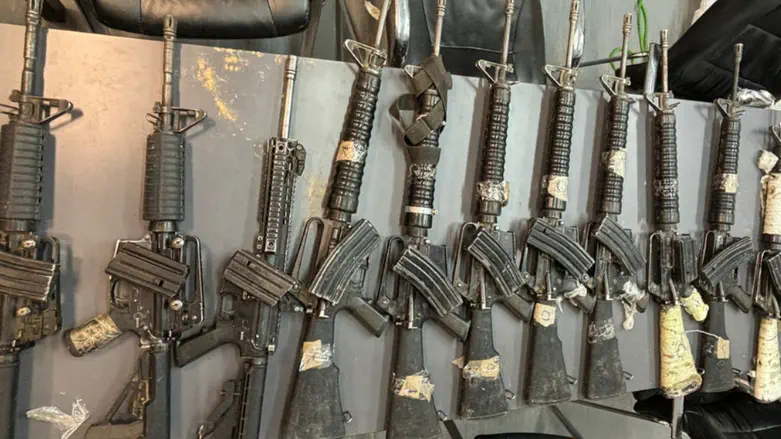 Bennett warns: Half a million illegal guns are a ‘ticking time bomb’