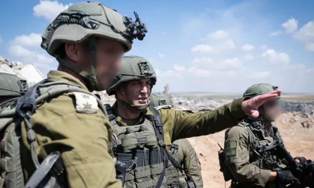 Defense Minister honors organizations supporting reservists