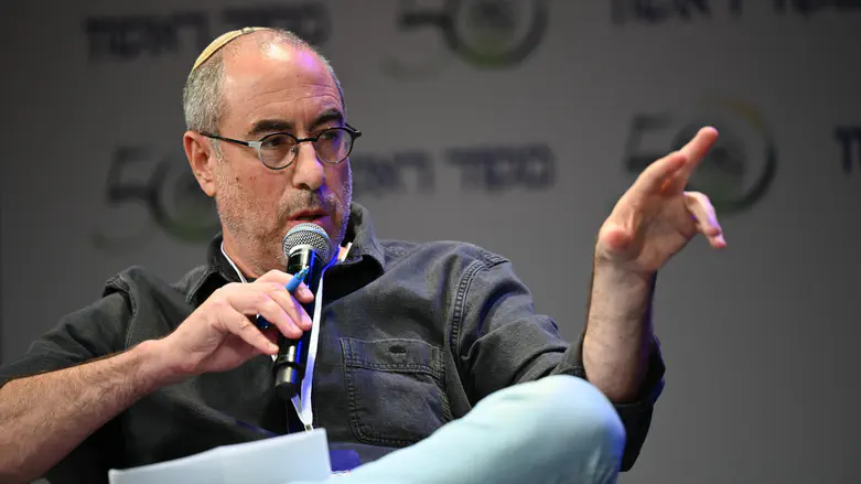 Campaign to fly Israelis home to vote sparks backlash