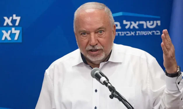 Liberman lays out coalition red lines ahead of Israeli elections
