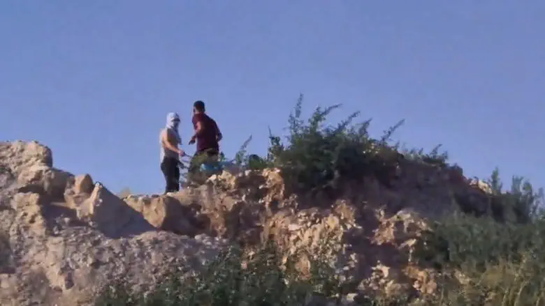 Gush Etzion: Dozens of Palestinian Arabs riot, nine arrested