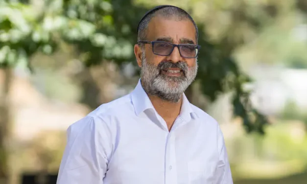 Rabbi Zarbib turns down Religious Zionist Party offer