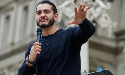 El-Sayed courts Jewish Democrats, apologizes for comments on Michigan terror attack