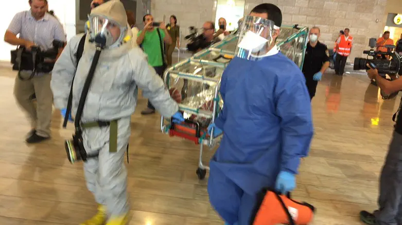 Health Ministry: Suspected Ebola infection in person who returned from Congo