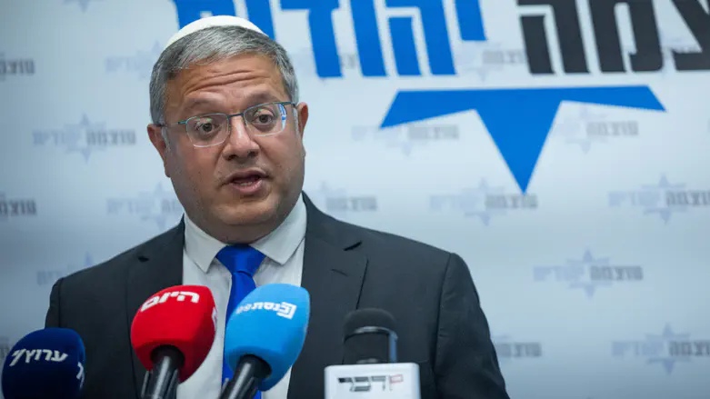Ben Gvir: Netanyahu planning unity government with Eisenkot