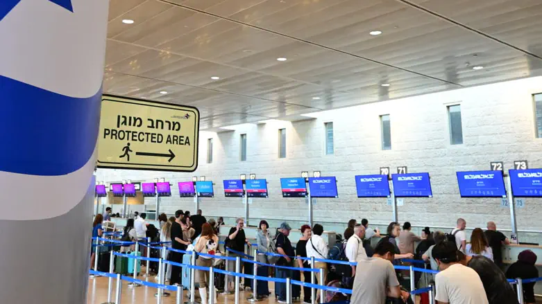 After hours of chaos, airport to gradually resume operations