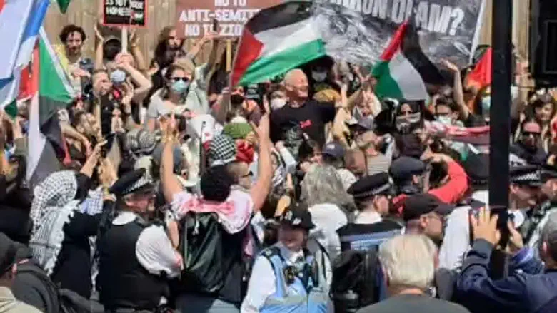 Suspected: Chinese money used to support pro-Palestinian protests