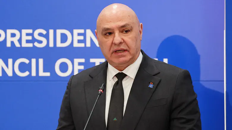 Lebanese President calls for extending UNIFIL mandate in southern Lebanon