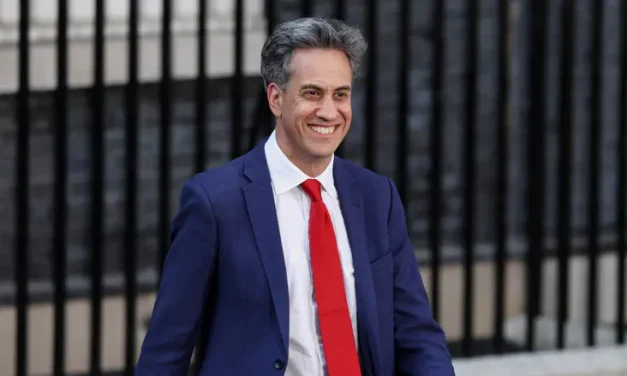 UK Foreign Secretary demands Israel scrap E1 tender, halt ‘settlement’ expansion