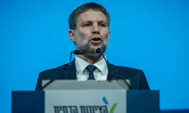 Minister Smotrich: ‘Monument should be destroyed – but not by individuals’