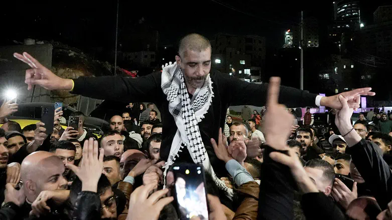 Brother of Zakaria Zubeidi released from administrative detention
