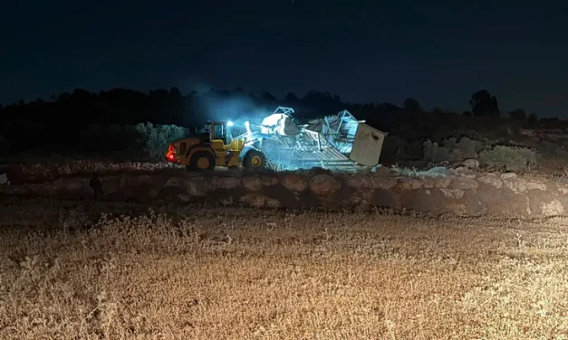 After terror attack: Illegal PA structures threatening Derech Avraham Farm demolished