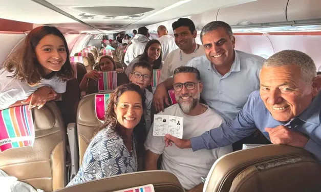 Special flight brings 140 French olim home to Israel