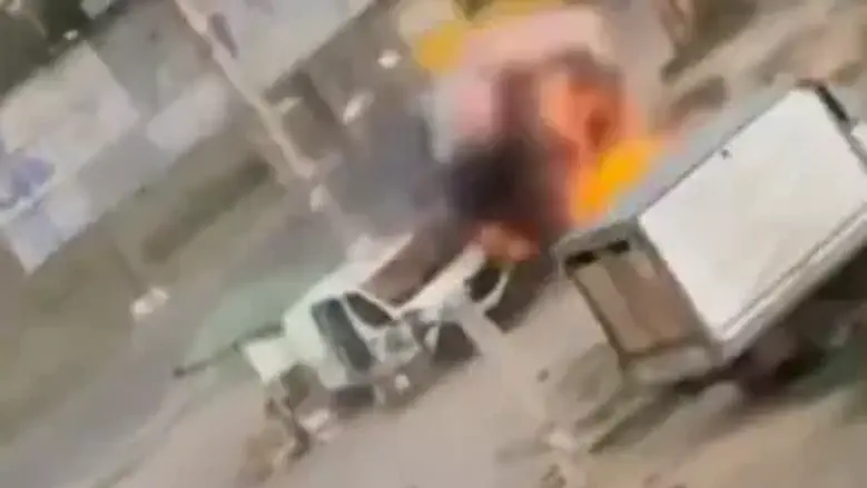 Disturbing footage: Russian drone chases vegetable vendor before exploding beside him