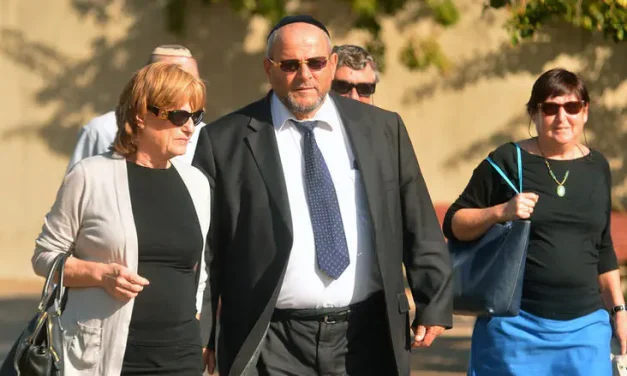Ex-Likud MK, convicted contractor at center of new fraud probe