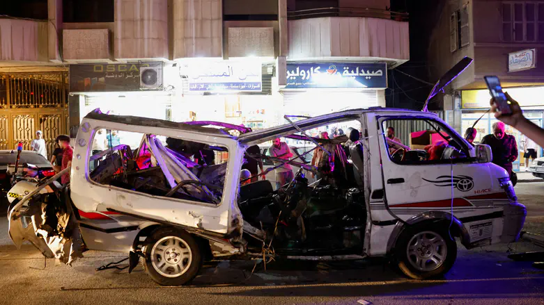 Syria: At least two dead, 13 injured in minibus explosion near Damascus