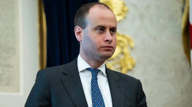 Trump names Jewish lawyer Will Scharf as next White House counsel