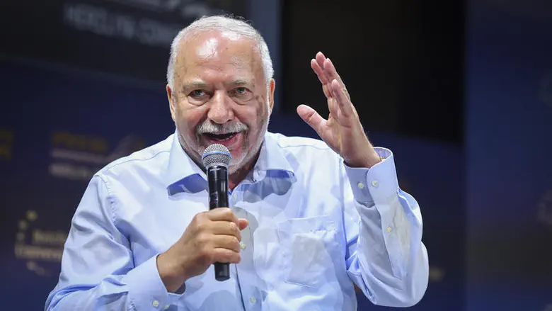 Liberman outlines his path to victory