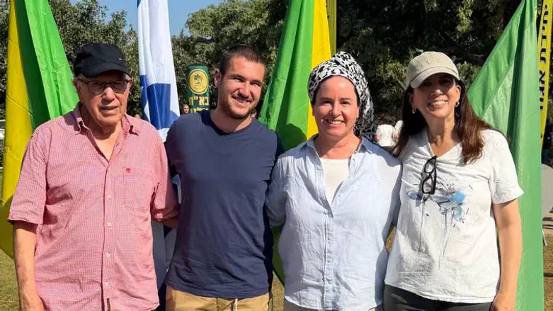 20 years after his death, Roi Klein’s son follows in his father’s footsteps