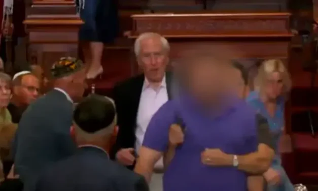 Prosecutors seek detention of man accused in NYC synagogue attack