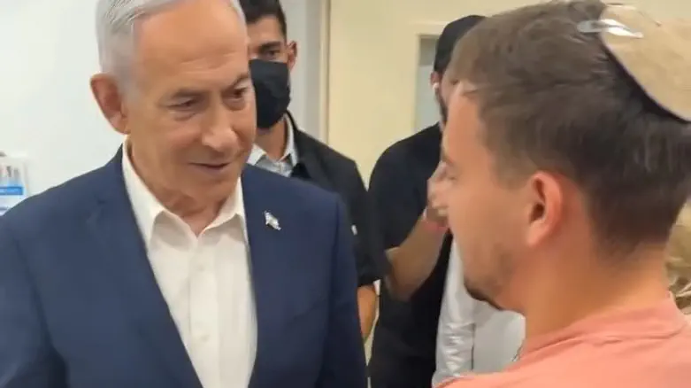 The encounter with a wounded soldier that moved Netanyahu