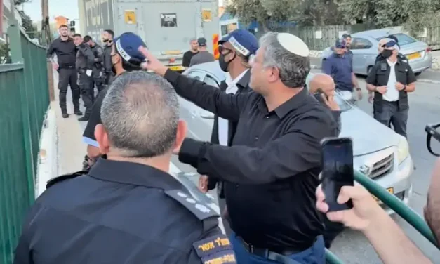Ben-Gvir clashes with resident during visit to Bedouin Town