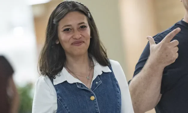 Netanyahu brings Hadar Muchtar into Likud campaign