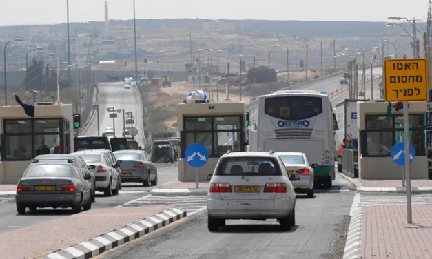 Protesters rush to IDF checkpoint over arrest – Police: Car was stolen