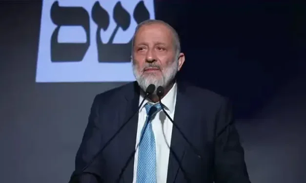 Deri warns: “They are fighting to destroy us from within”