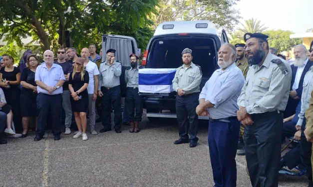 44 years later: Yehuda Katz, who fell in 1982, is laid to rest