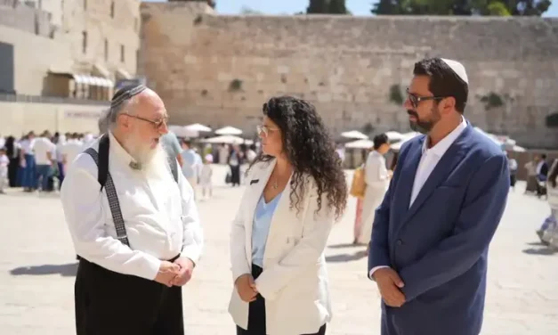 Jonathan Pollard joins Israel First party ahead of upcoming elections