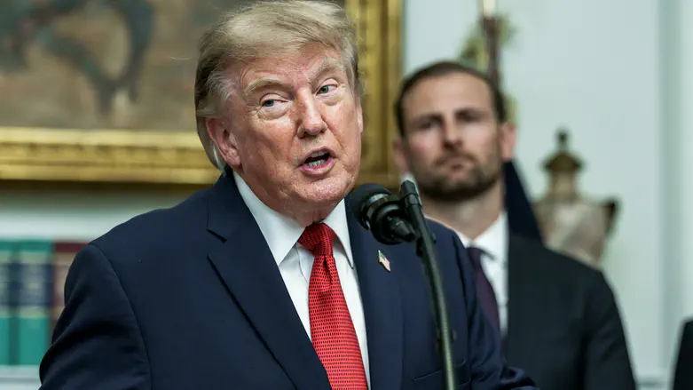 Trump: ‘Iran is completely collapsing’