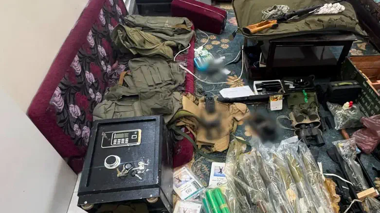 Golani Brigade dismantles 400 terror sites in southern Lebanon