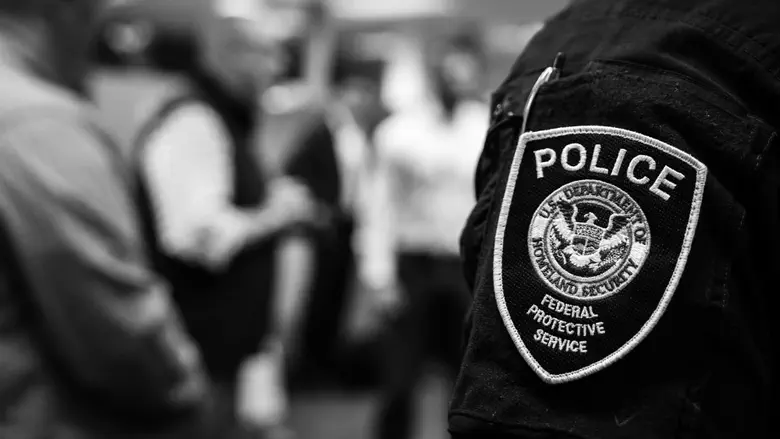 Synagogues and churches to Congress: Protect us now