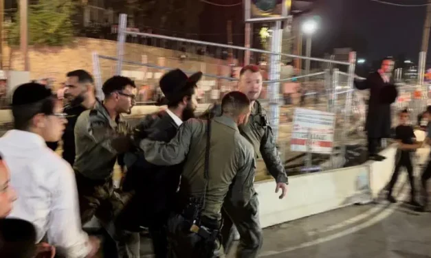 Chaos in Jerusalem: Rioters torch bins, tear down light rail barriers